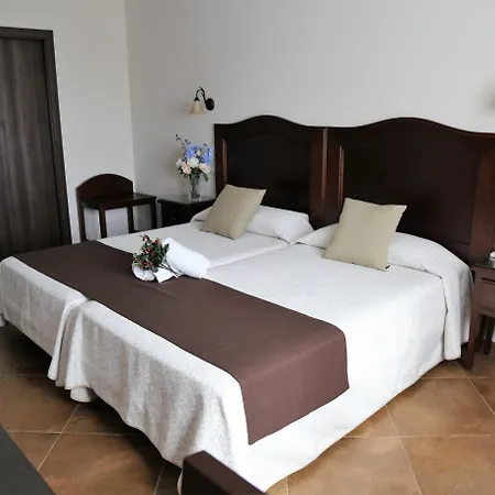 Hotel Arcos De Montemar 3*