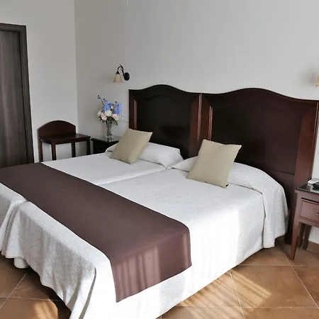 Arcos De Montemar 3*